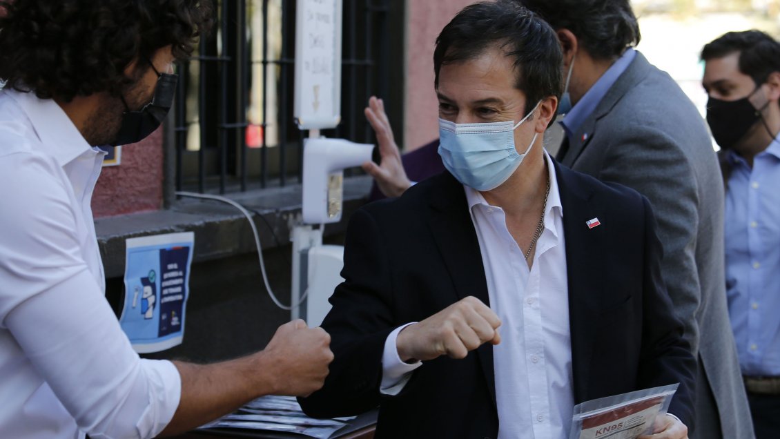 Ministro Palacios y reapertura de Malls: Esto significa muchos puestos de trabajo si somos responsables