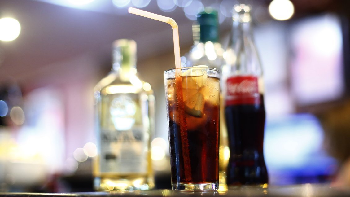 Abogado envenenó a mujer con metanol para cobrar su seguro de vida, según Fiscalía