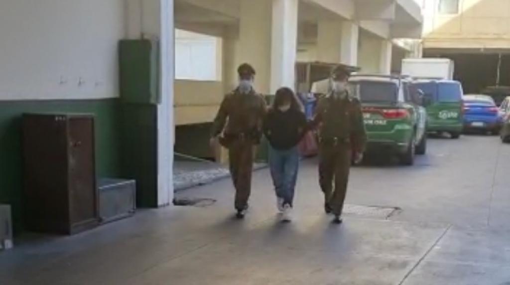 Cámaras y redes sociales delataron a pololos que robaban autos en Valparaíso