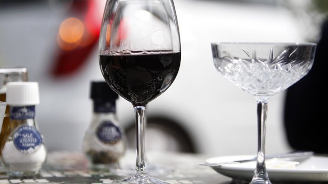 Chile y España, al abordaje del vacío que deja el vino australiano en China