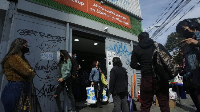 Chile registra mínimo histórico de morosidad, gracias a retiros del 10% y ayudas estatales