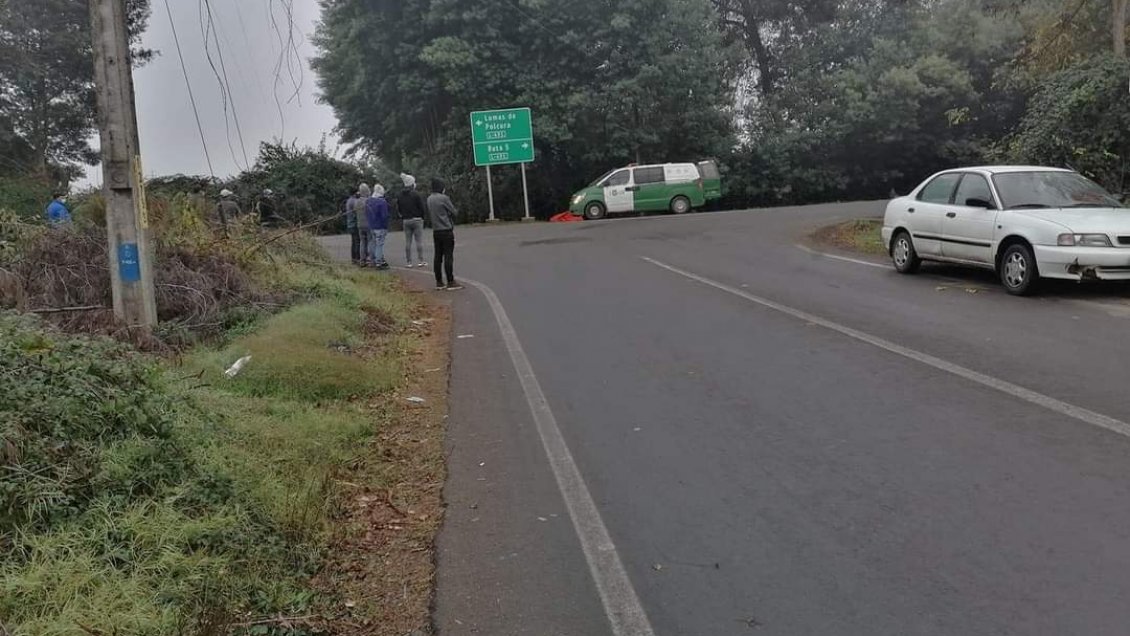 Motorista murió tras impactar estructura de cemento en Longaví