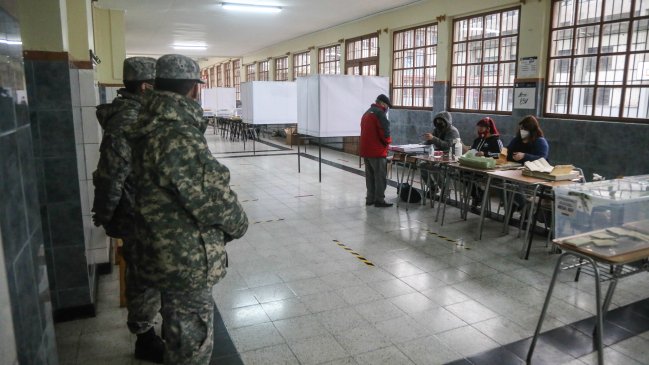 Militar fue detenido por porte y consumo de drogas en inmediaciones de un local de votación