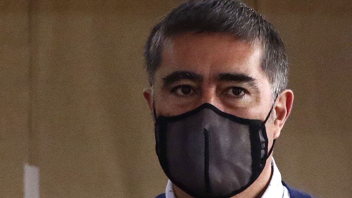 Desbordes acusa recibo de la 