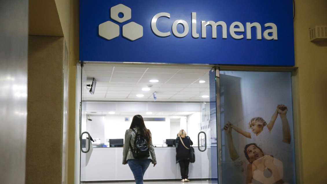 Corte de Valdivia ordenó que Colmena afilie a mujer con malformación congénita