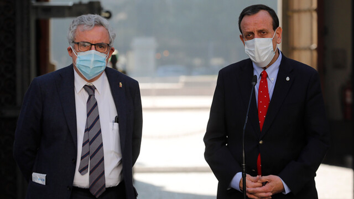 U. de Chile y UC organizan para la próxima semana primer encuentro de todos los constituyentes electos