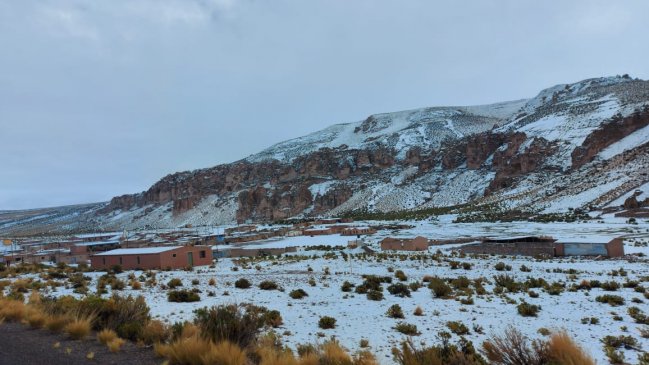 Alcalde de Colchane Pide agilizar compra de maquinaria para remover nieve