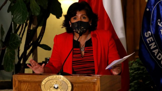 Provoste redobló críticas por mínimos comunes y estudiará proyectos para evitar 