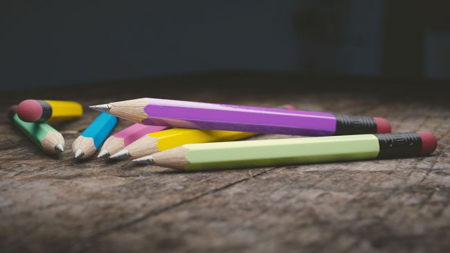 Inglaterra destina 1.160 millones de euros a clases de refuerzo ante afectación por pandemia