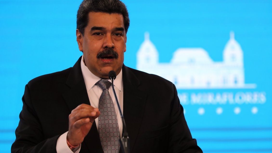 Maduro reitera su disposición a ir 