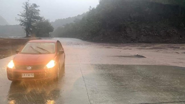Temporal dejó voladuras de techumbre y anegamientos en la Región de Los Lagos