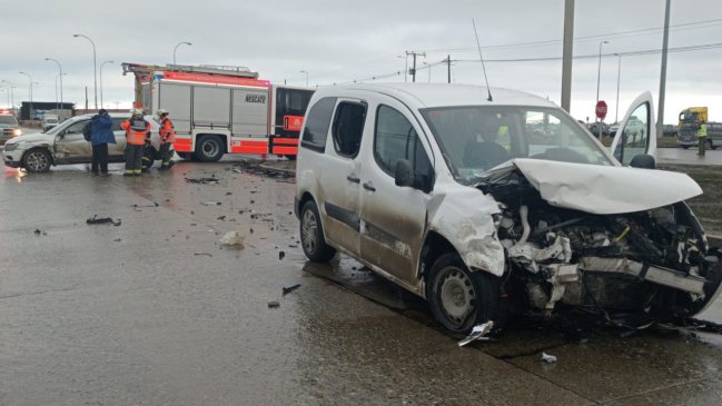 Dos lesionados dejó accidente de tránsito en Punta Arenas