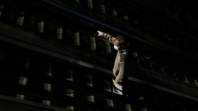 Chile reportó 5.568 casos de Covid-19, con baja cantidad de exámenes