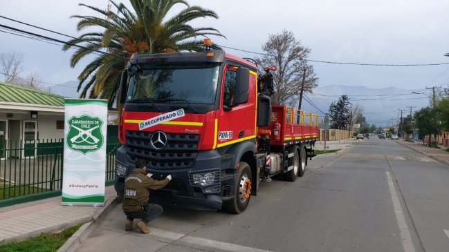 Mostazal: Recuperan camión que mantenía encargo por robo avaluado en 170 millones de pesos