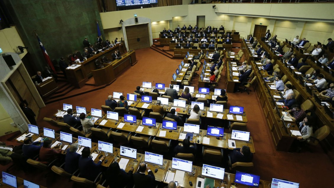 Diputados aprobaron ayudas para pymes: A ley alivio tributario y de vuelta al Senado los bonos