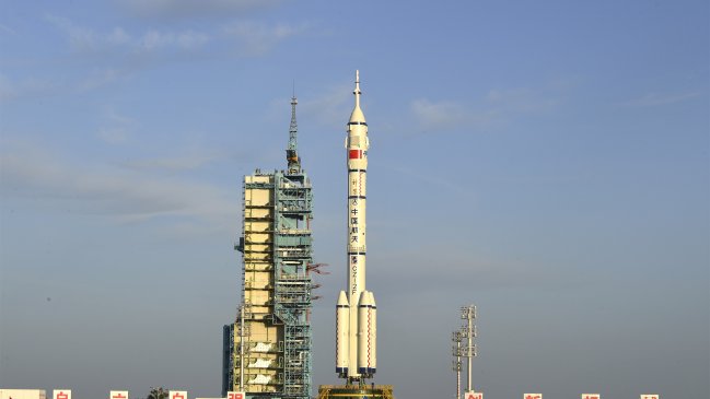 China lanzará este jueves una nave espacial tripulada