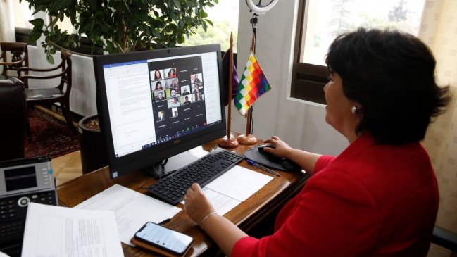 Gobernadores regionales plantearon preocupación por bajas atribuciones en reunión con Mesa del Senado