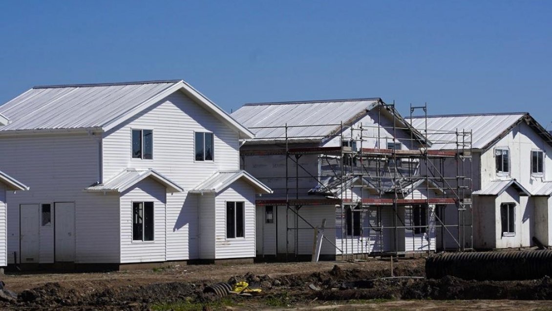 Más de 500 familias recibirán las llaves de su casa propia este año en Itata