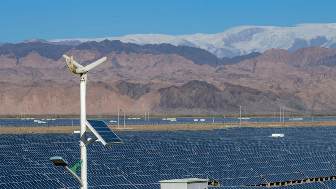 China aumenta capacidad de energía renovable en lo que va del año