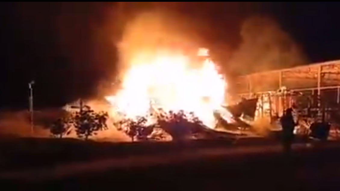 Incendio consumió por completo una capilla en Pozo Almonte