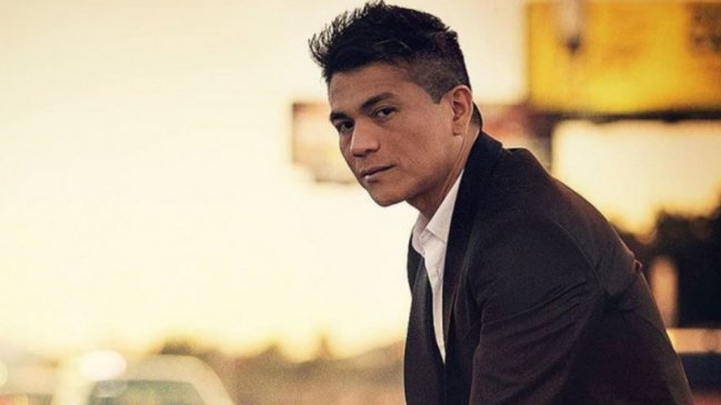 Américo tributa al cancionero femenino en nuevo show virtual