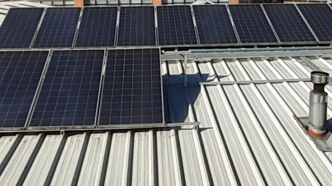 Chillán: Más de 70 familias reciben aprobación técnica para instalar paneles solares en sus viviendas