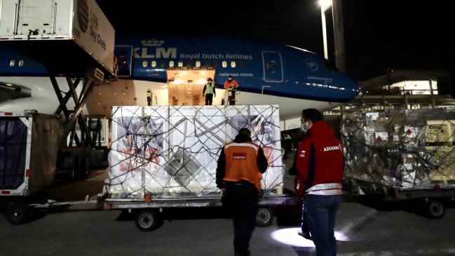 Chile recibió este sábado otro medio millón de vacunas Sinovac