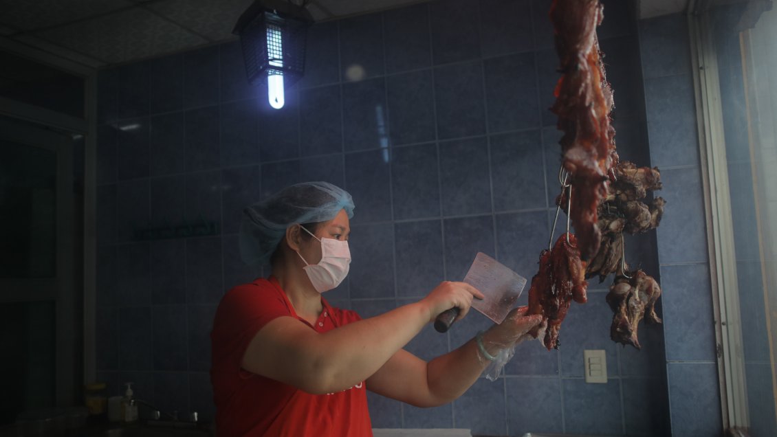 China repondrá sus reservas de carne de cerdo para estabilizar el mercado