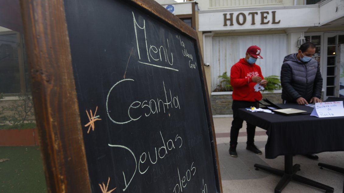 Desempleo a nivel nacional bajó 1,2 puntos y llegó a 10%