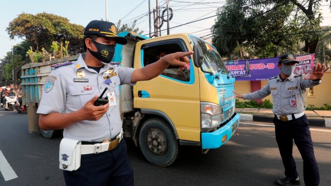 Indonesia endureció medidas para combatir variante delta del Covid-19