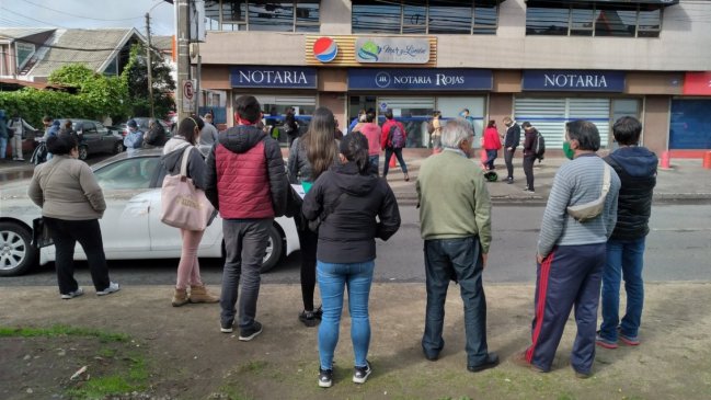 Vacunación bajo el promedio regional obliga a tres comunas del Biobío a quedarse en fase 2