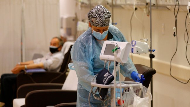 Estudio: Mayor dotación de enfermeros evita muertes y ahorra millones de dólares al sistema de salud