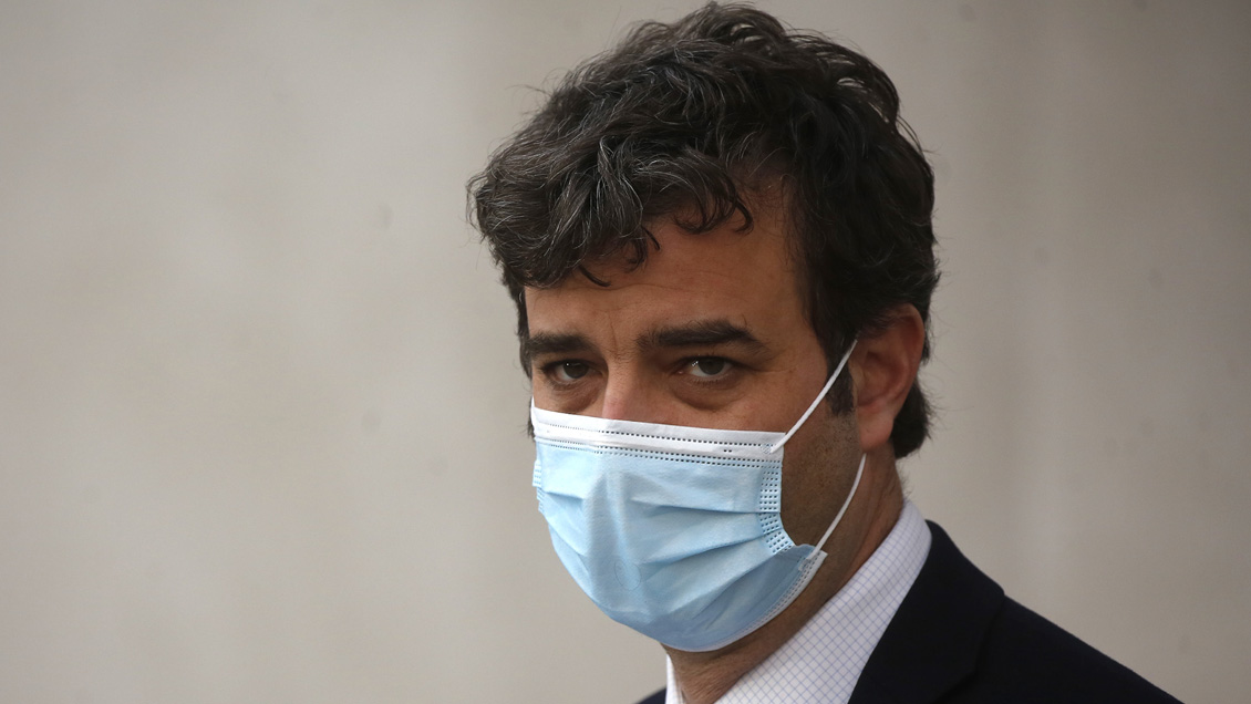 Ossa por acusación constitucional: Confío en que no prospere considerando de quién viene, el PC