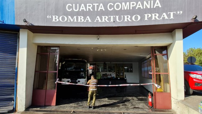 Principio de incendio afectó a camión de Bomberos en Antofagasta