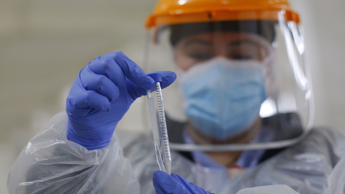 Informe Epidemiológico: Casos activos bajaron de los 20.000 y alcanzaron la menor cifra del año