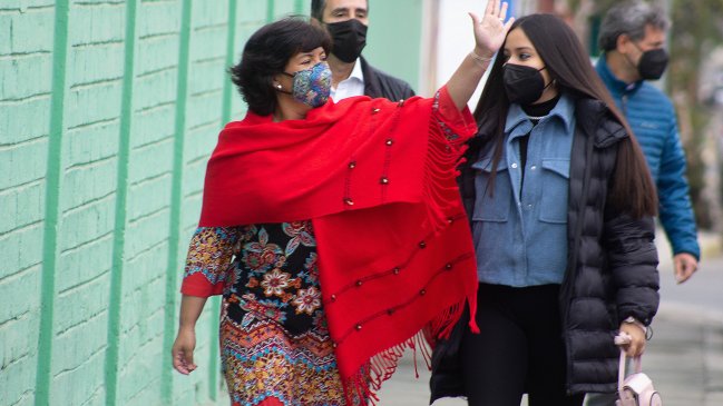 Provoste lanza candidatura presidencial: Chile debe ser capaz de reconstruirse en paz y sin violencia