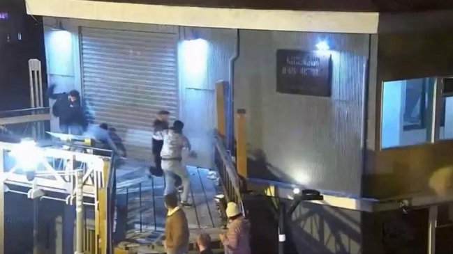 Vecinos del cerro Alegre acusan abandono policial tras crimen: 