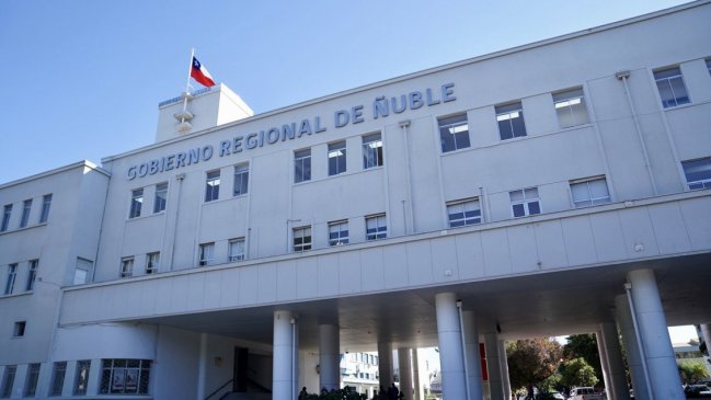 Gobernador de Ñuble se reunió con alcaldes: Agua portable, caminos e innovación son temas prioritarios