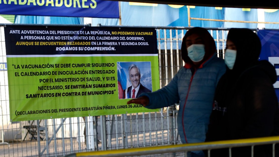 Alcalde de La Florida: No cerraremos vacunatorios, informaremos del problema de abastecimiento