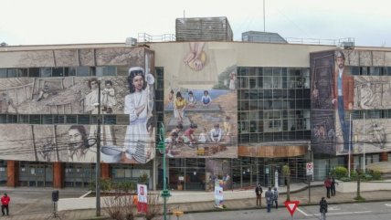   Inauguran mural que busca apoyar postulación de Lota como Patrimonio de la Humanidad 