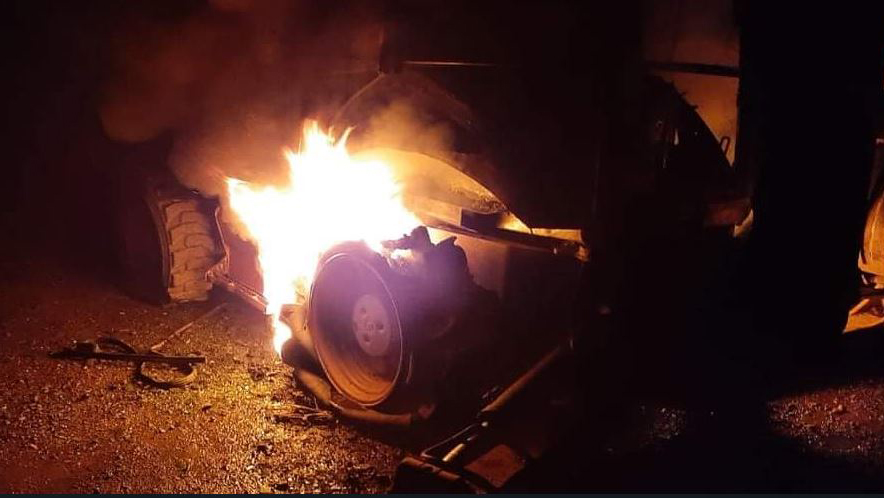 Ataque incendiario dejó 11 máquinas forestales quemadas en Quilaco