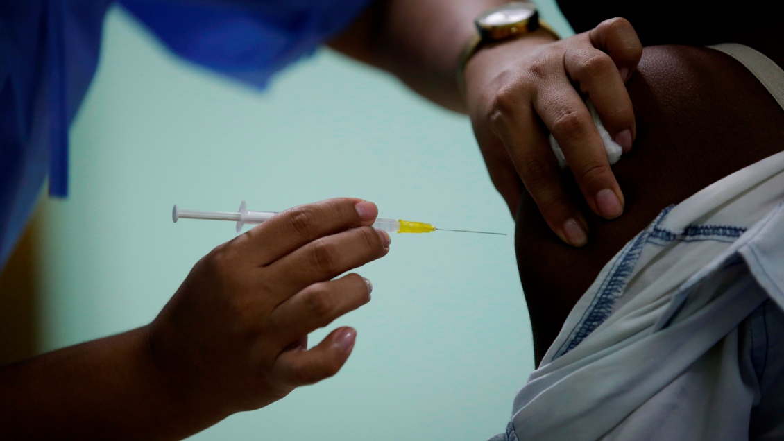 Pfizer y Moderna subieron el precio de sus vacunas contra el Covid-19