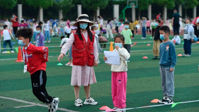 China endurece medidas de contención epidémica en escuelas de todo país