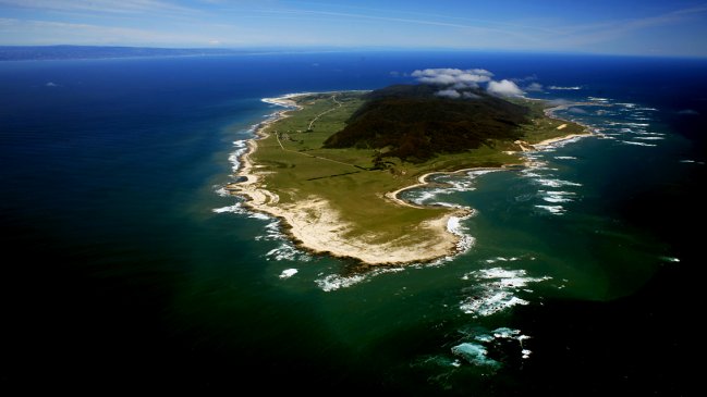 Naufragó embarcación que llevaba combustible a la Isla Mocha