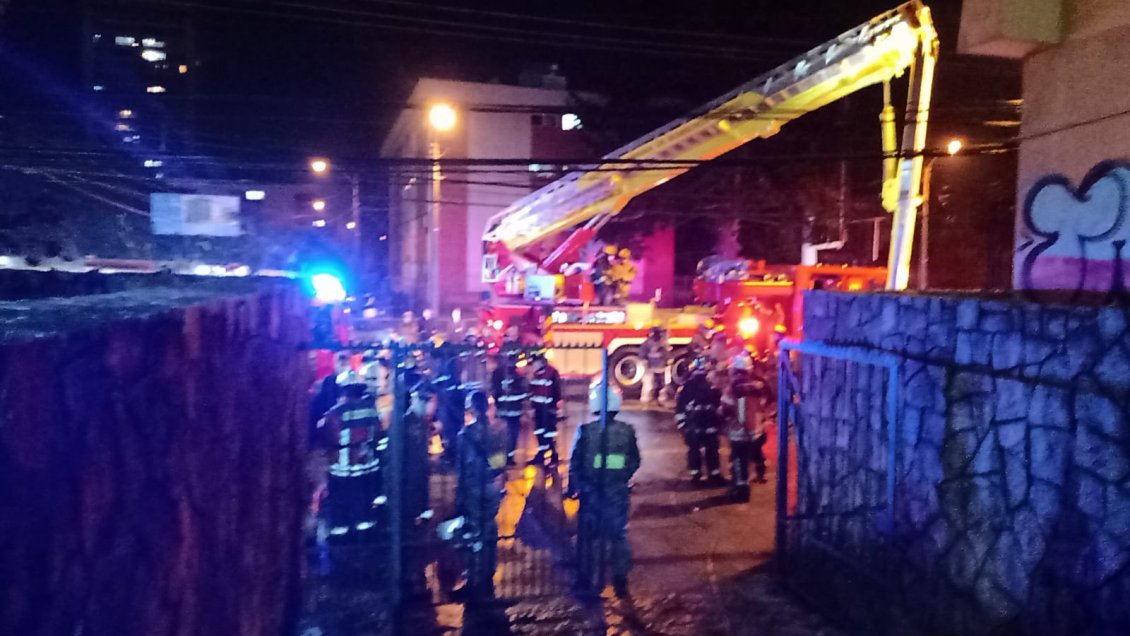 Muestras médicas no sufrieron daño en incendio del laboratorio del Hospital Regional de Temuco