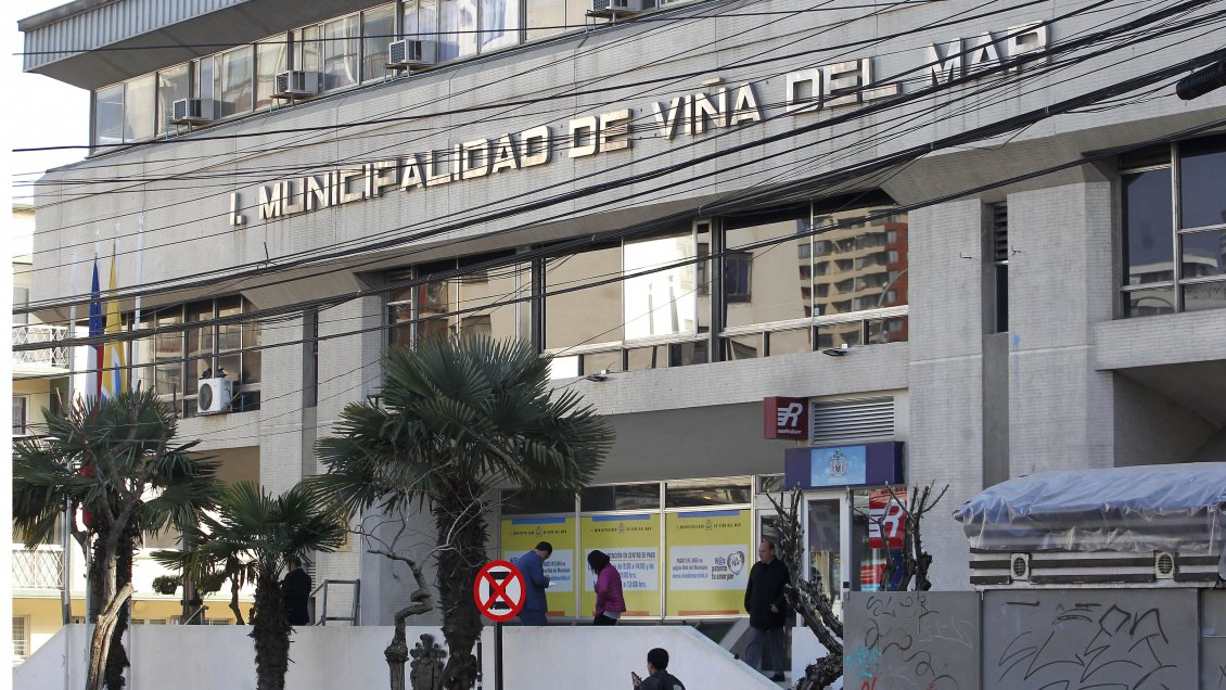 Fiscalía abrió investigación por eventual cohecho durante administración Reginato en Viña