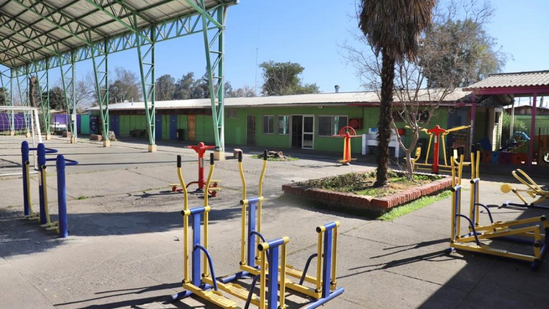 Presentan proyecto de diseño para ampliación y remodelación de colegio artístico de Machalí