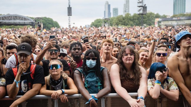 Tras dos semanas, aparecen primeros casos de Covid-19 en asistentes a Lollapalooza