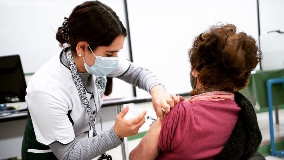 Servicio de Salud de Ñuble desdramatizó ocurrencia de trombos con vacuna AstraZeneca