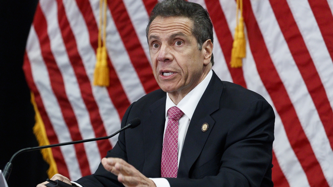 La asamblea de Nueva York suspendió investigación contra Andrew Cuomo tras su renuncia